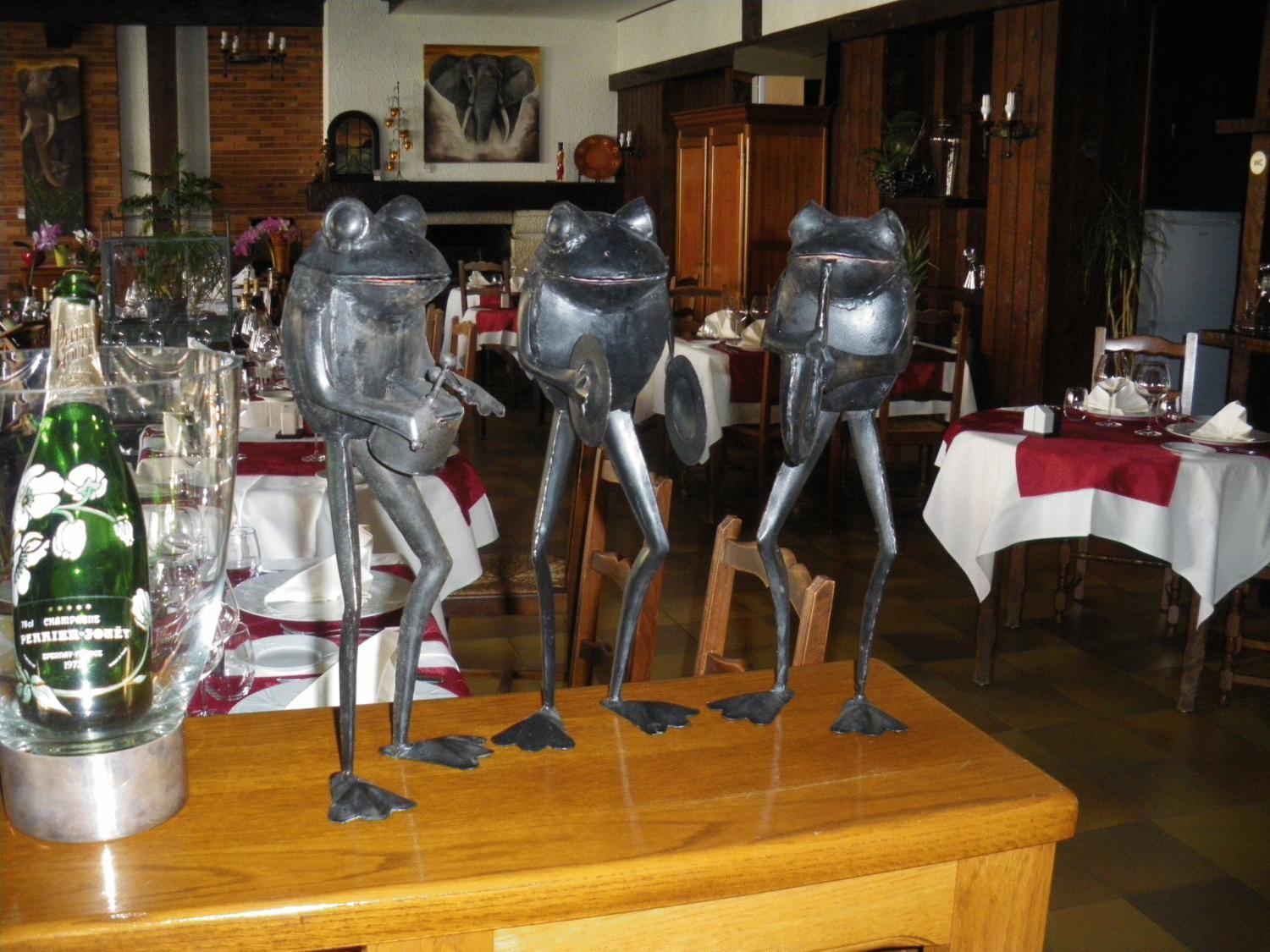 Hotel du Commerce Chez Stéphane Roumazières-Loubert Extérieur photo