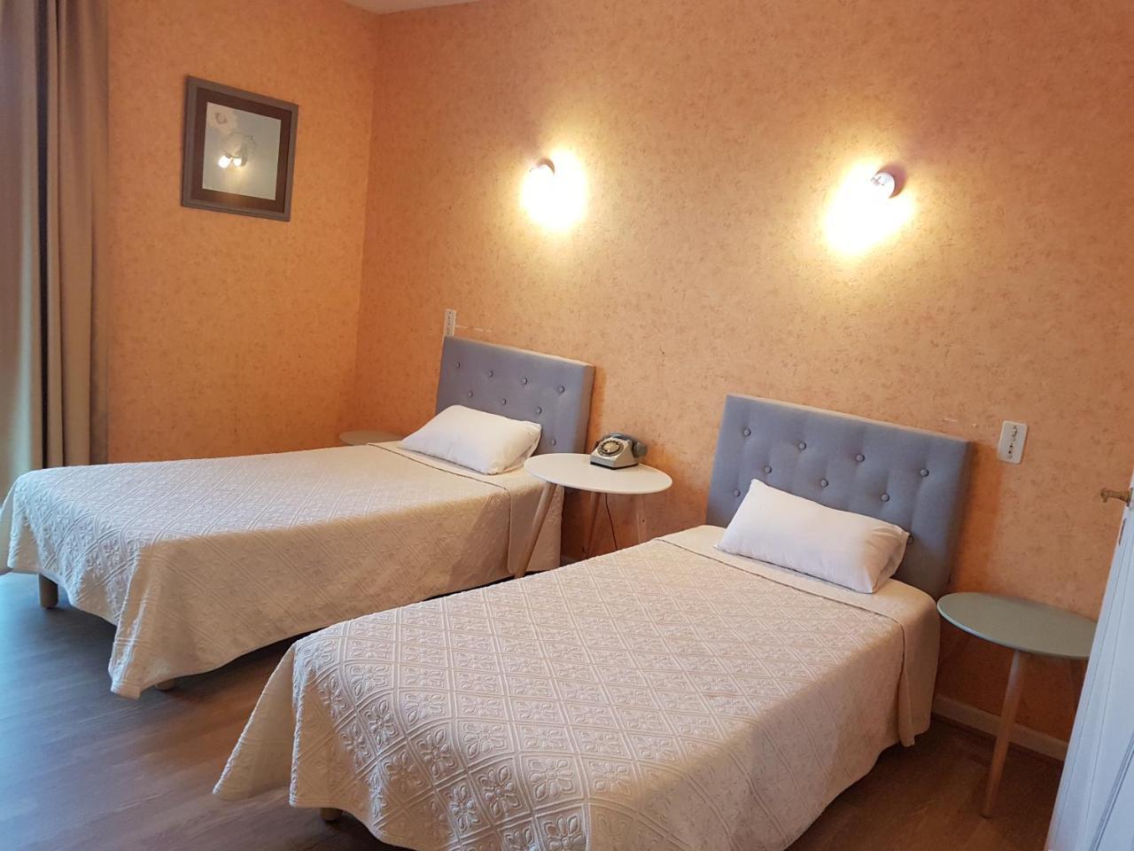Hotel du Commerce Chez Stéphane Roumazières-Loubert Extérieur photo