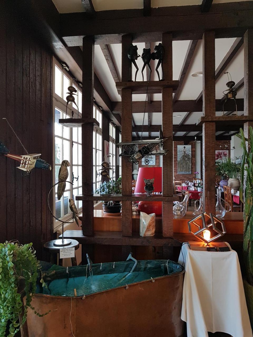 Hotel du Commerce Chez Stéphane Roumazières-Loubert Extérieur photo